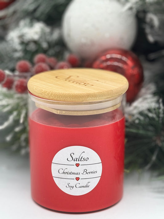 Christmas Berries 12 oz Candle